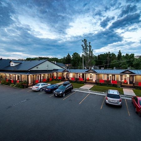 Auberge Amerilys รีวีแยร์-ดู-ลู ภายนอก รูปภาพ