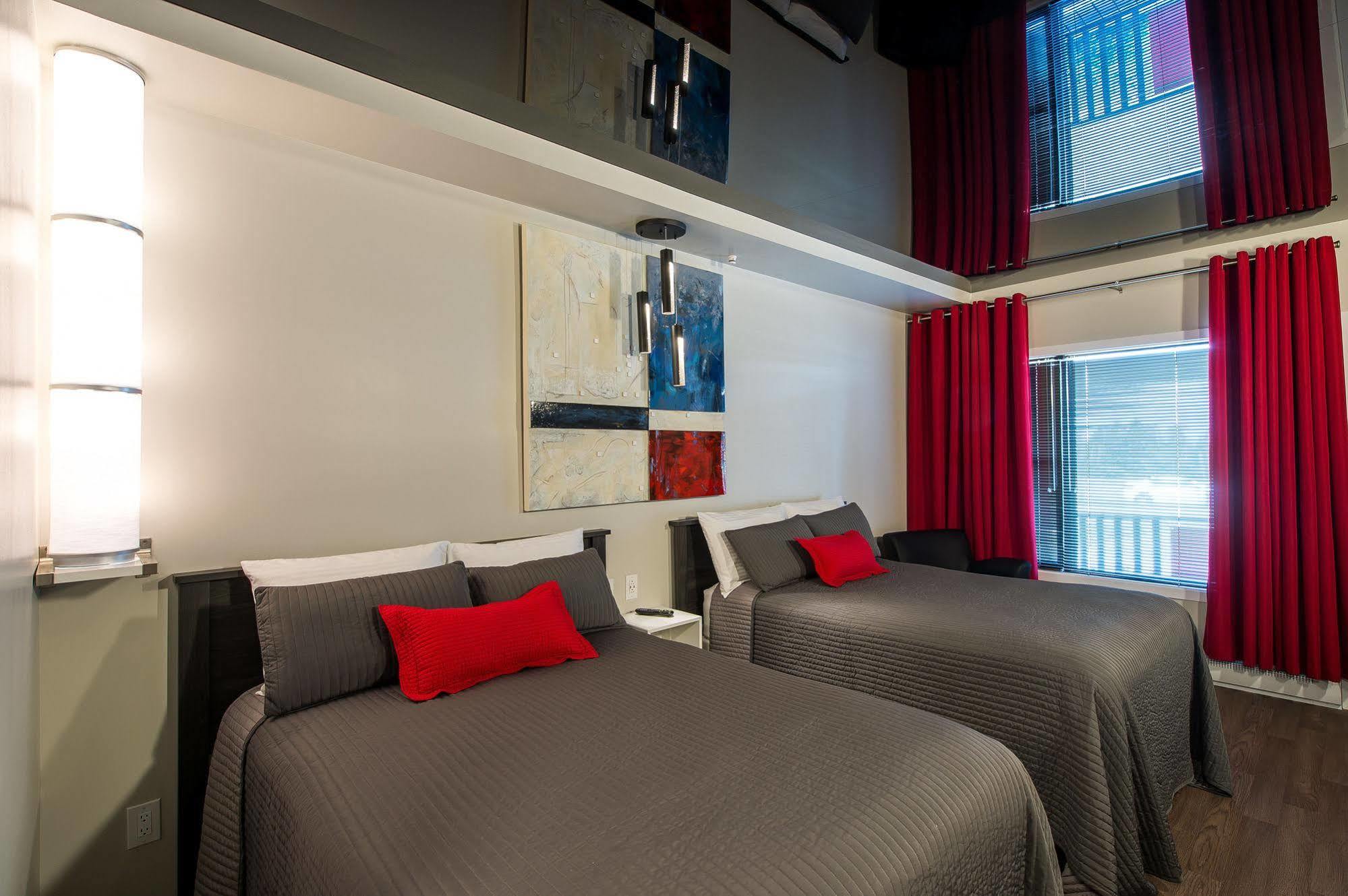 Auberge Amerilys รีวีแยร์-ดู-ลู ภายนอก รูปภาพ